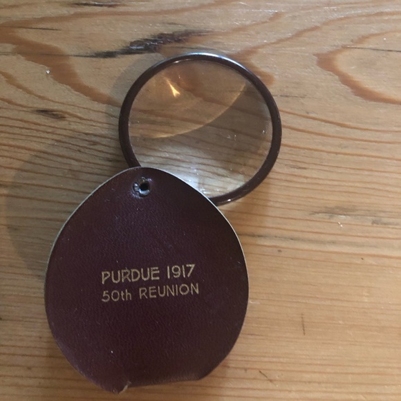 B&L pocket magnifying glass - Picture 2 of 3